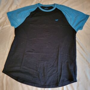 Hollister T-Shirt